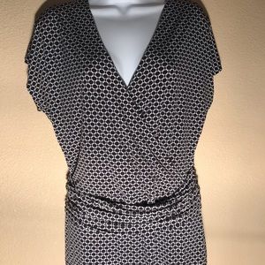 New York & Company Stretch Blouse Bk/Wt Sz. L